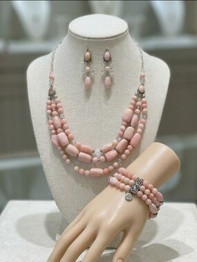 Blush Pink & Silver 3-Piece Beaded Jewelry Set